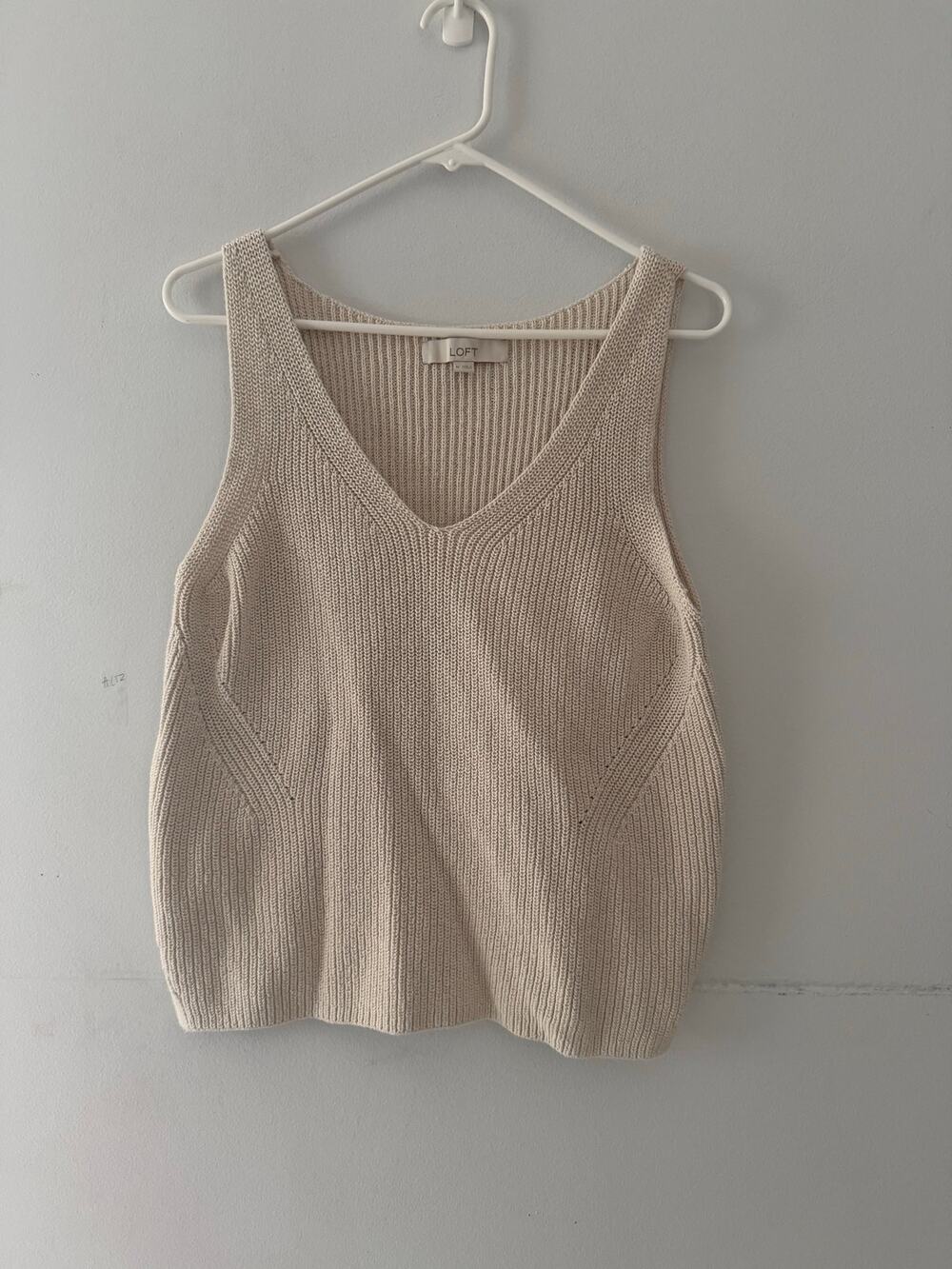 LOFT Womens Cotton Sleeveless Sweater Size Medium Beige Knit Neutral Minimalist